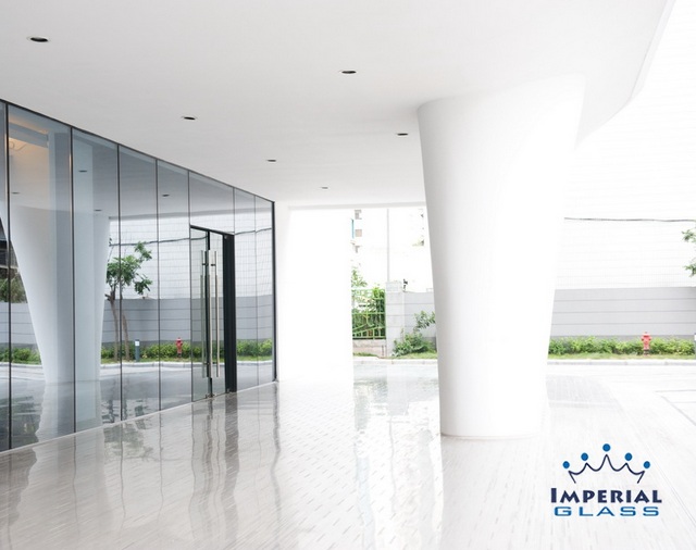 pereti despartitori de sticla