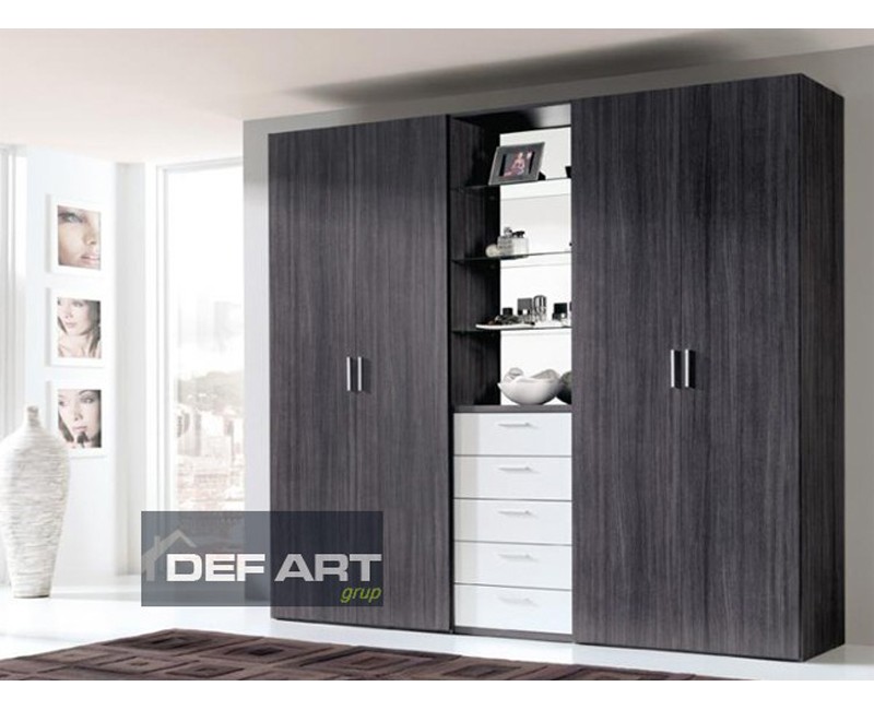 Dulapuri haine la comanda