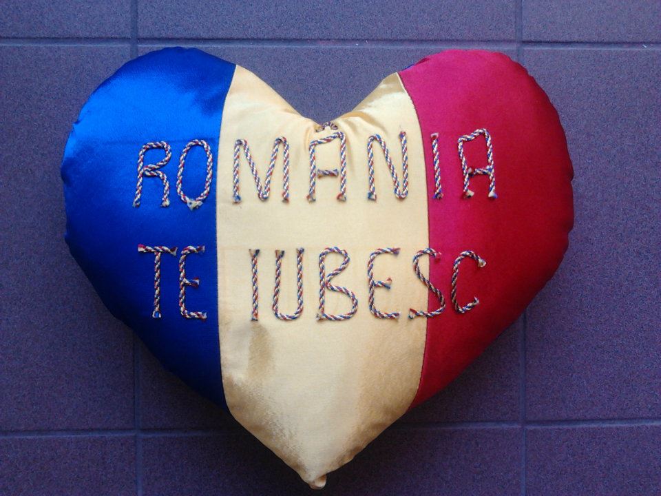 Decorative tricolore