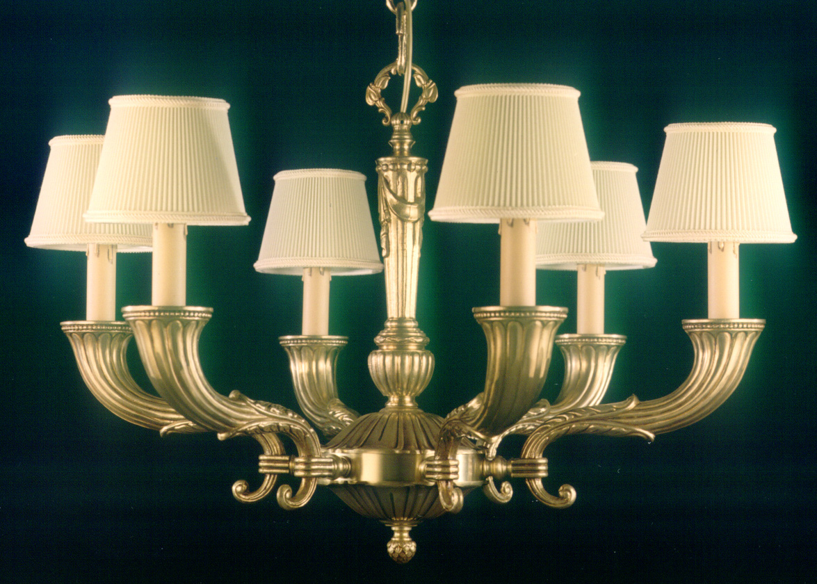 Candelabre suflate cu aur
