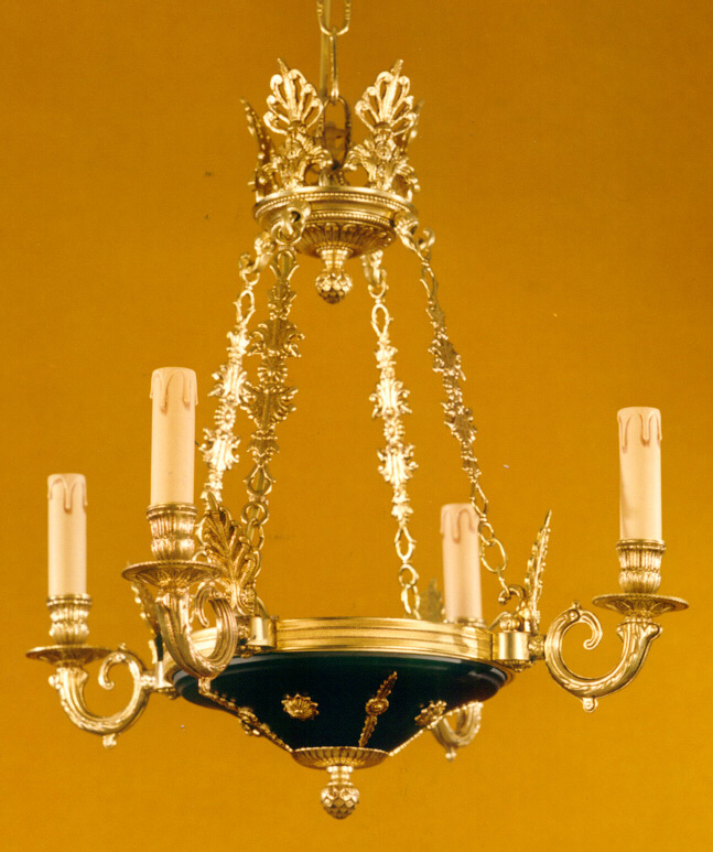 Candelabre suflate cu aur
