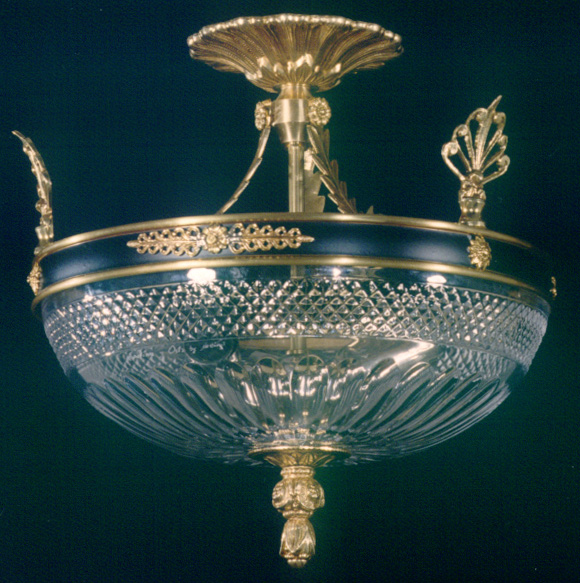 Lustre suflate cu aur