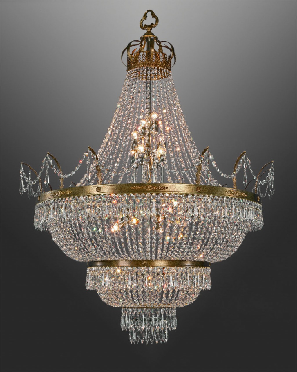 Lustre suflate cu aur