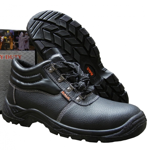 Bocanci de protectie