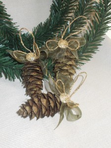 Ornamente brad Craciun