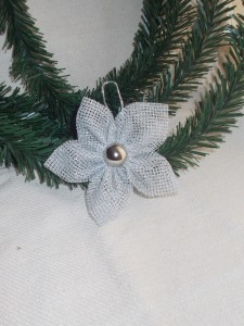 Ornamente brad Craciun