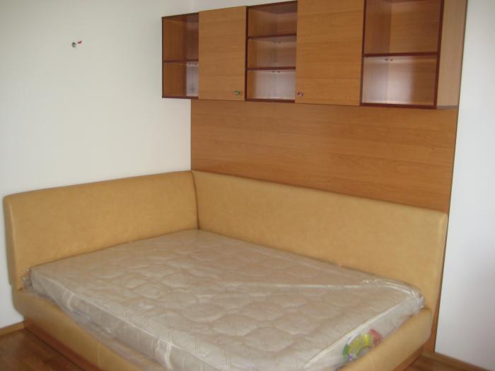 Mobilier dormitor la comanda