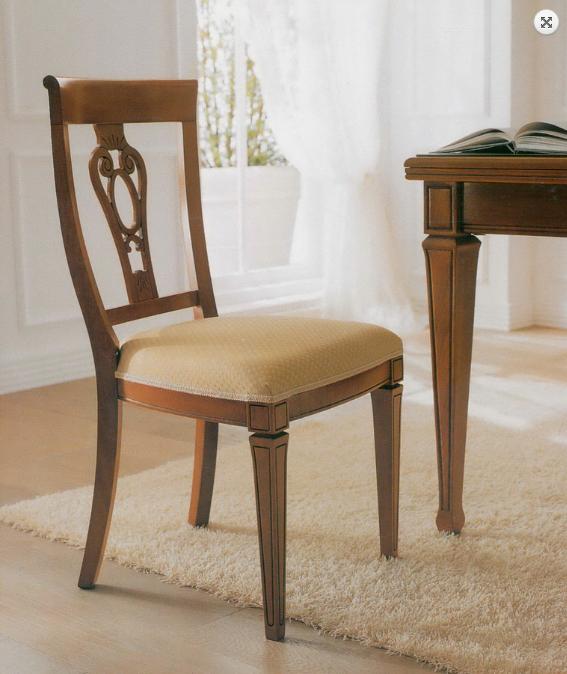 Mobila lemn masiv dormitor Pissa