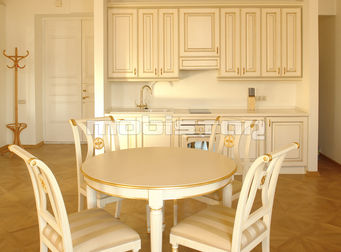 Mobilier lemn masiv living