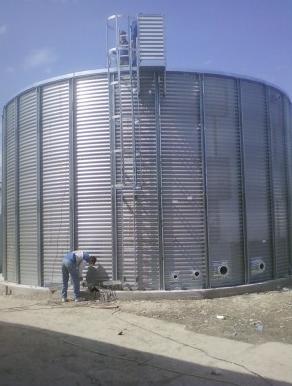 Rezervoare metalice incendiu