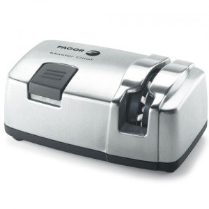 Aparat ascutit cutite