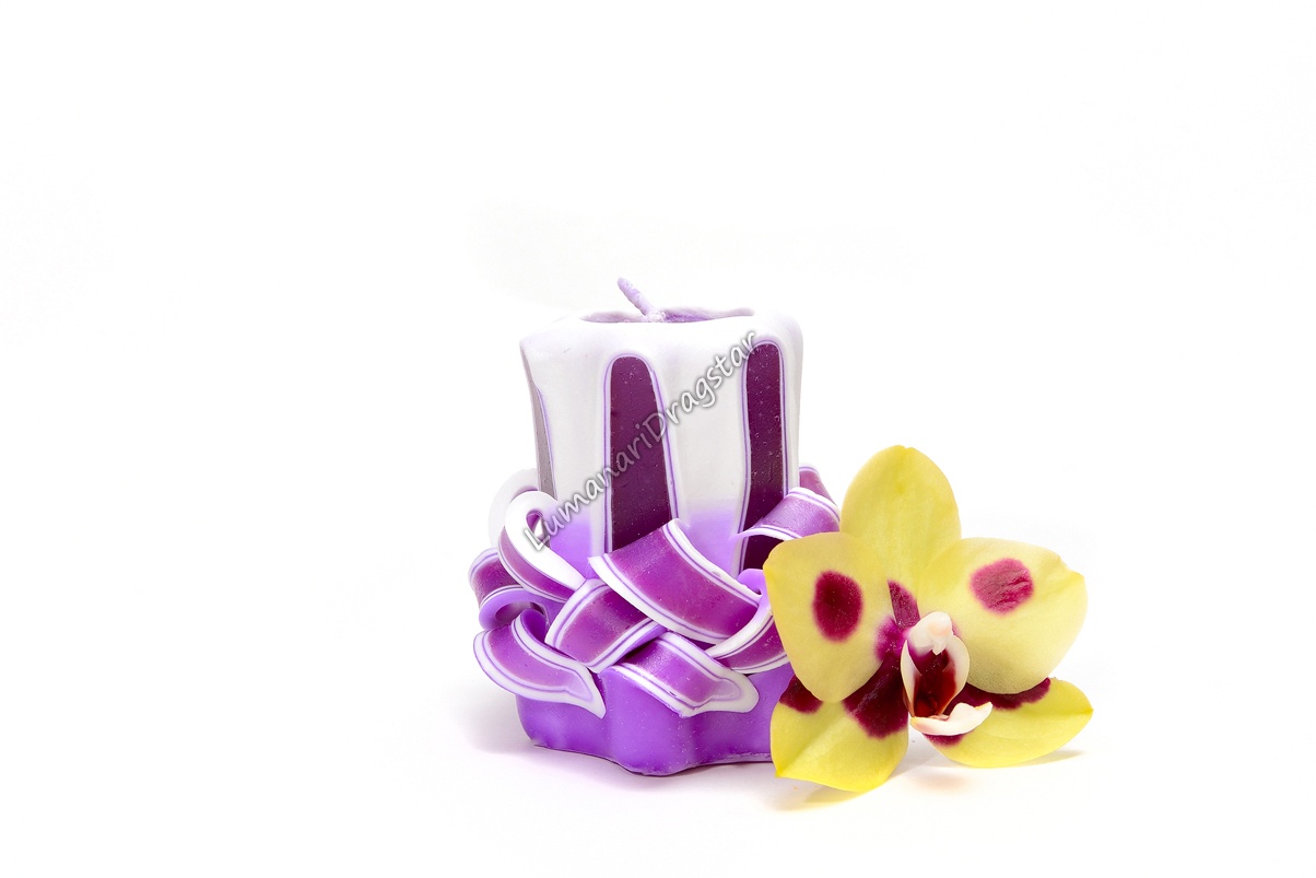 Lumanare sculptata -star mic mov