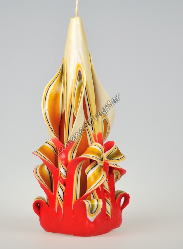 Lumanare sculptata floral mare - dr381002