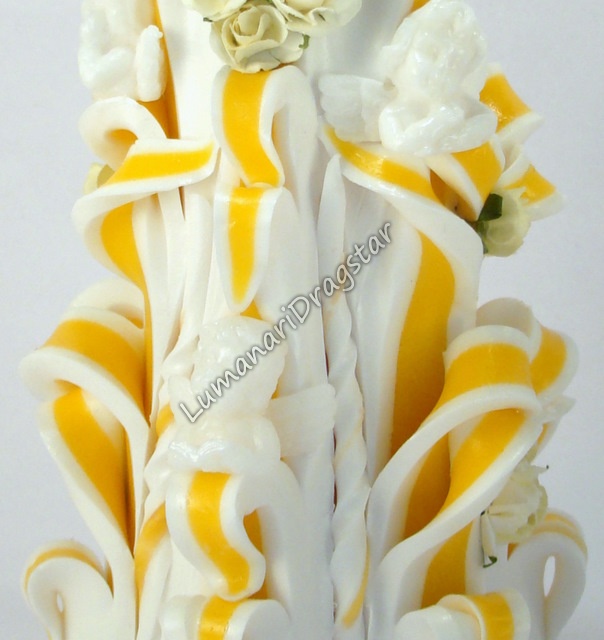 Lumanare sculptata cu ingerasi mare - portocaliu