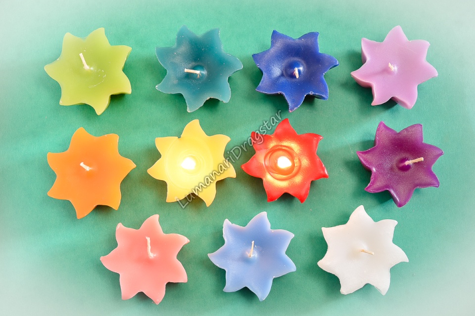 Lumanari plutitoare - model flacara - alb