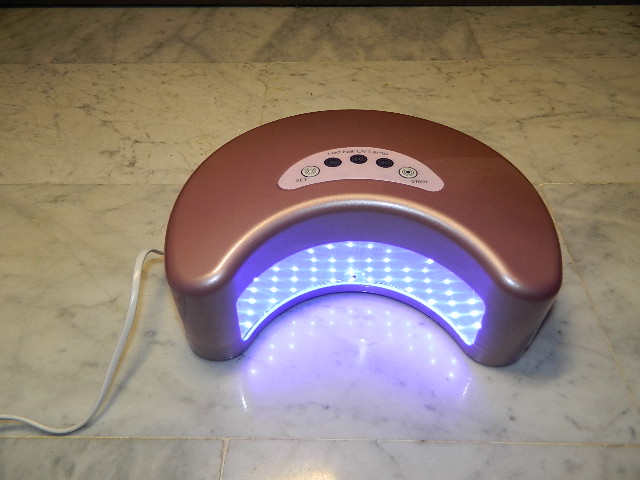Lampa UV manichiura