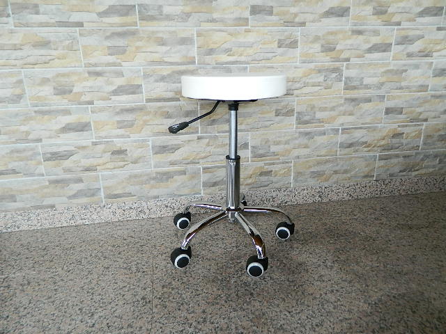 Mobilier salon infrumusetare