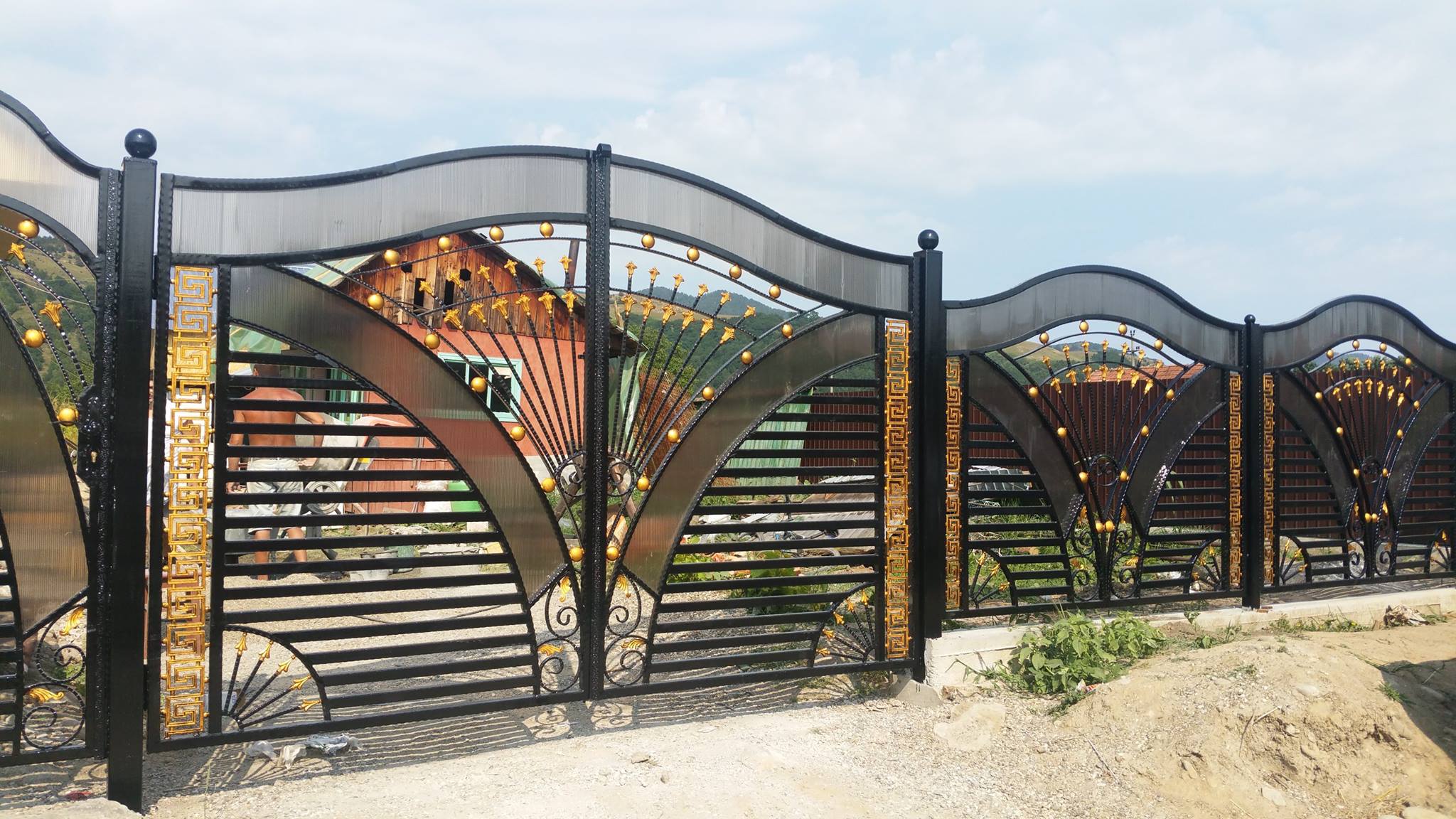 Porti fier forjat Bacau