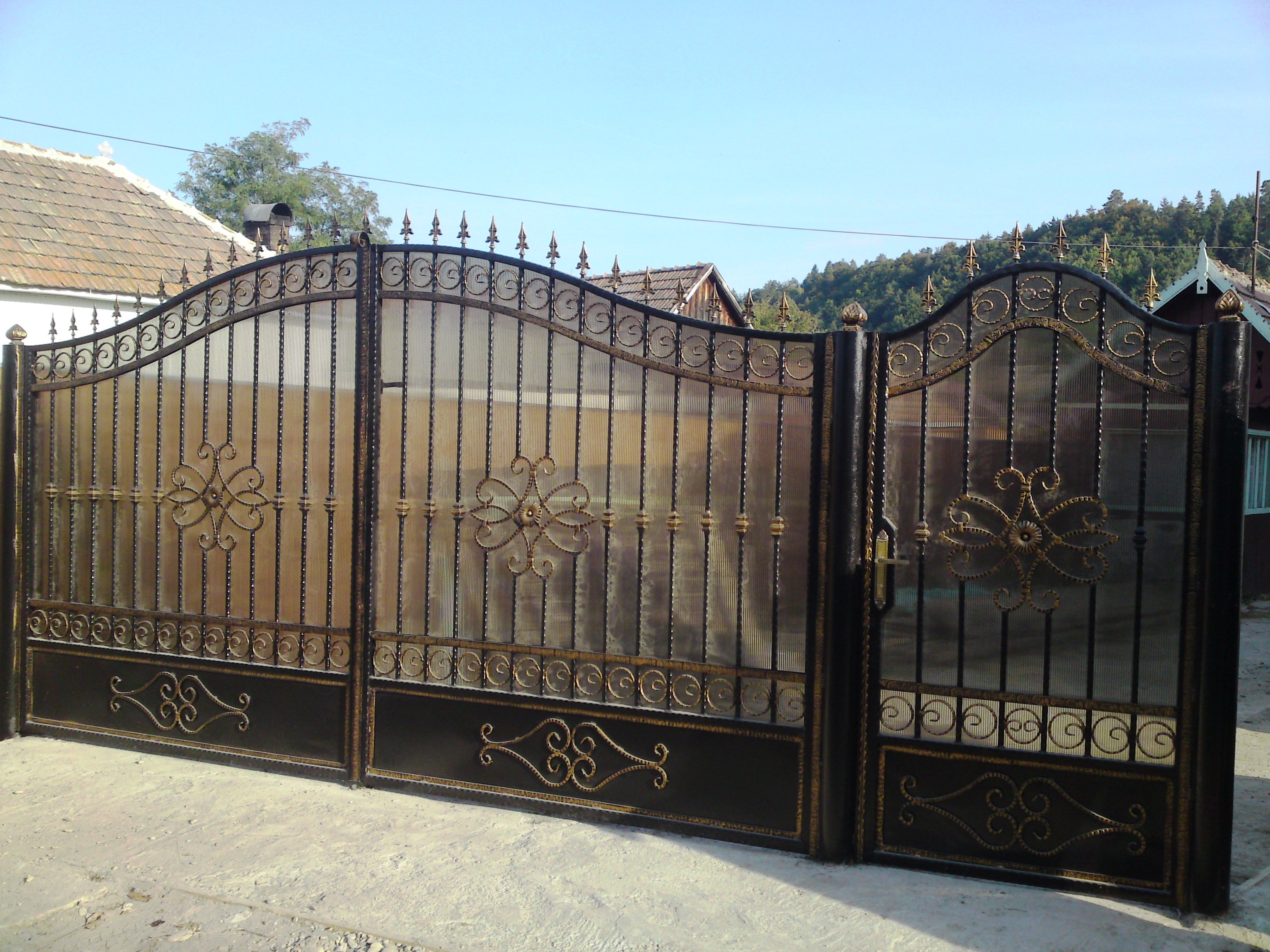Porti fier forjat Bacau