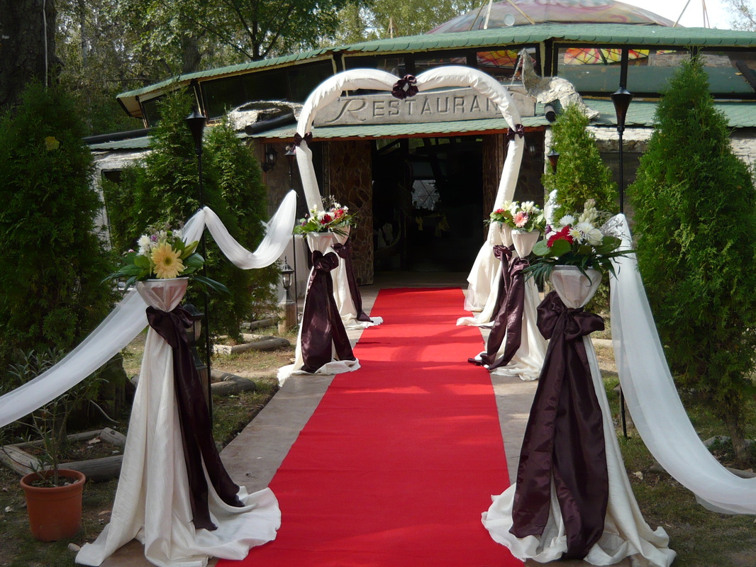 Huse stalpisori intrare