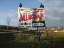 Panouri publicitare stradale