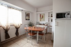 Inchiriere 4 Camere Regim Hotelier