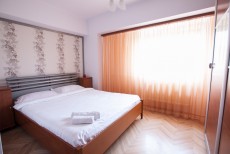 Inchiriere 4 Camere Regim Hotelier