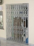 Grilaje metalice tip foarfeca