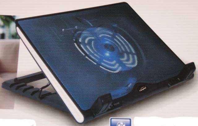 Standuri coolere laptop