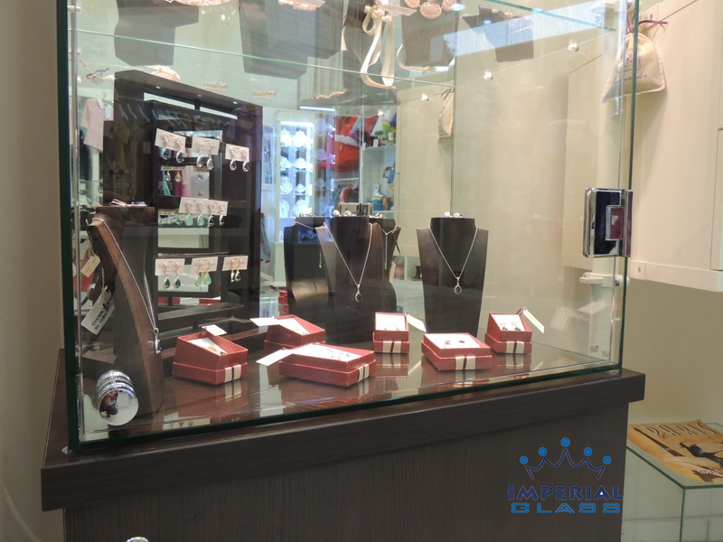 Mobilier sticla Oradea