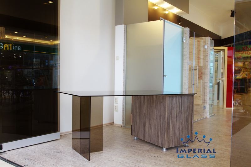 Mobilier sticla