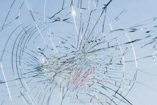 Sticla cu folie antiefractie aplicata