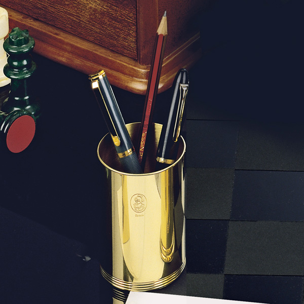 Suport instrumente de scris birou