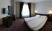 Cazare hotel camera dubla