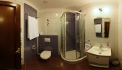 Cazare hotel camera tripla