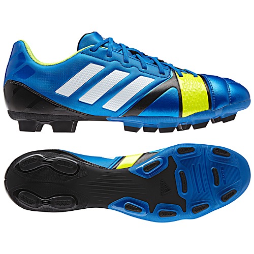 Adidasi Adidas fotbal