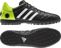 Adidasi Adidas fotbal