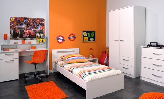 Mobila tineret la comanda