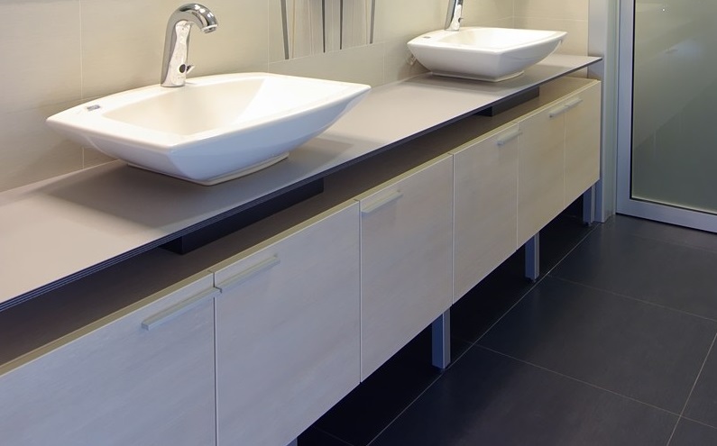 Mobilier baie la comanda