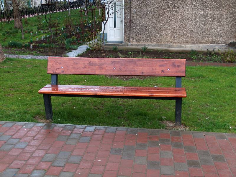 Mobilier urban lemn