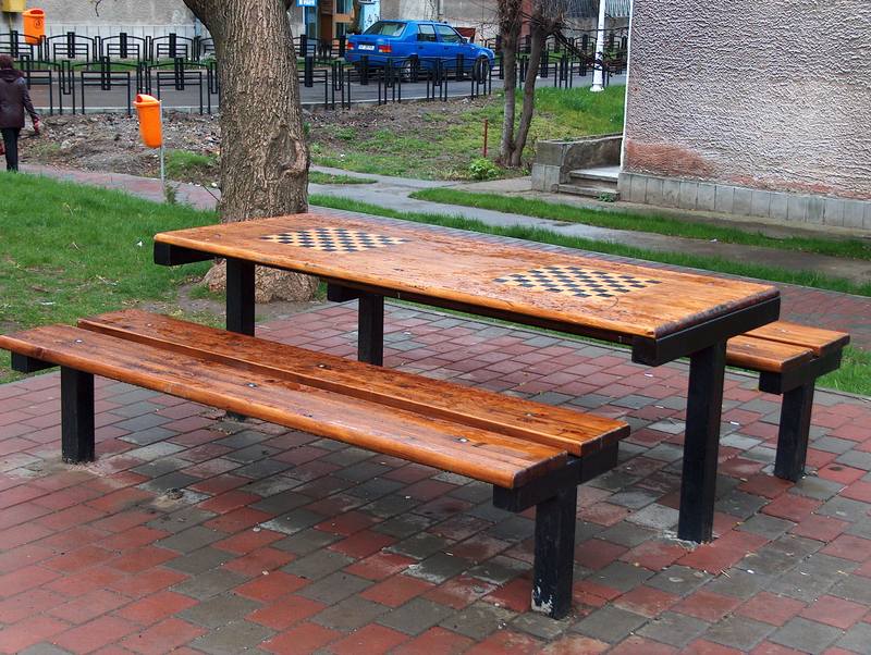 Mobilier urban lemn