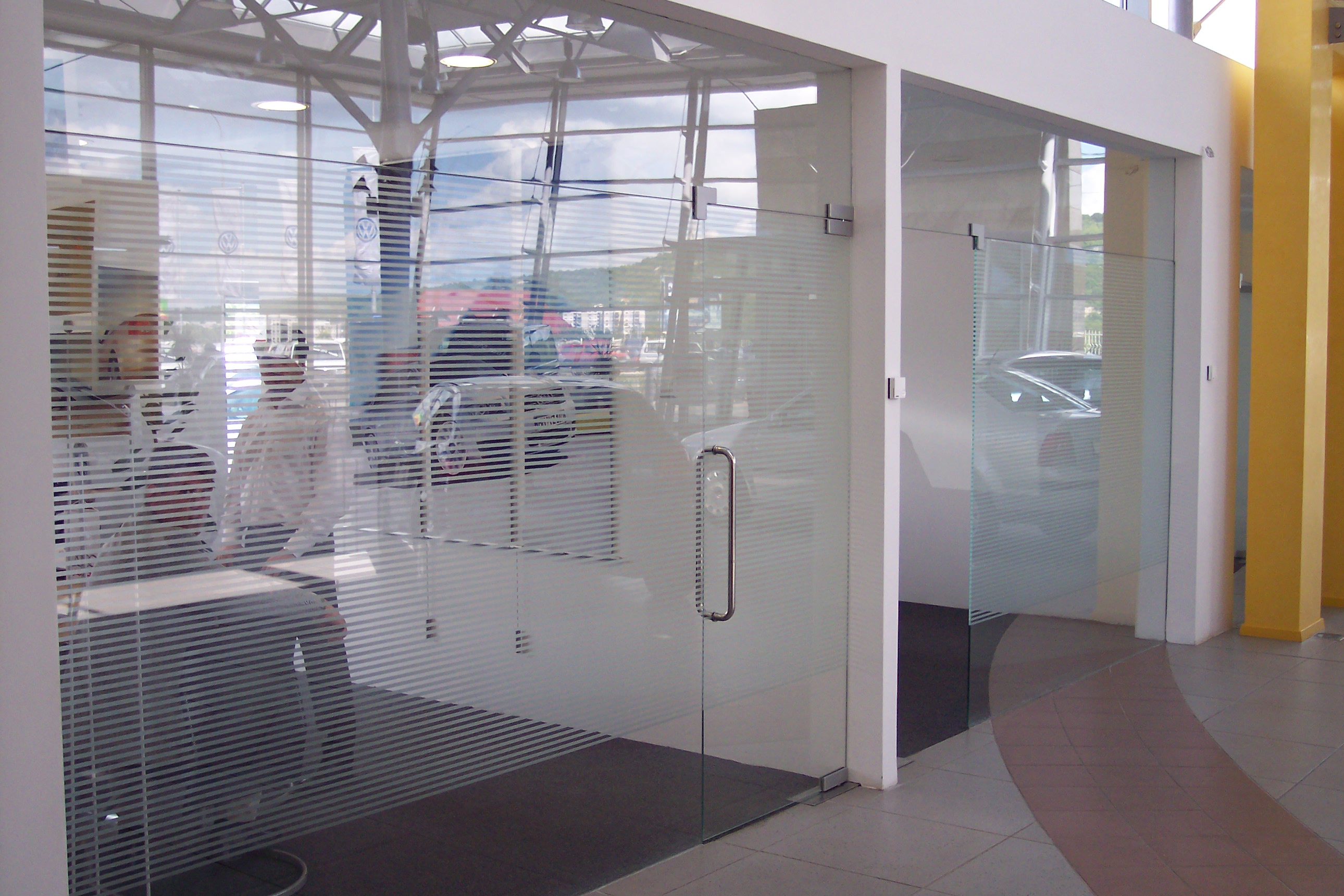 Usi sticla interior