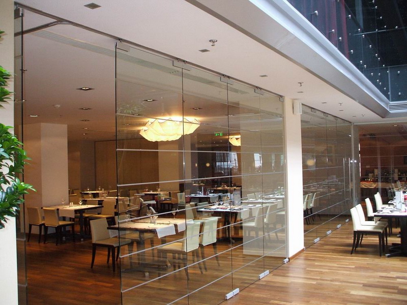 Pereti mobili sticla