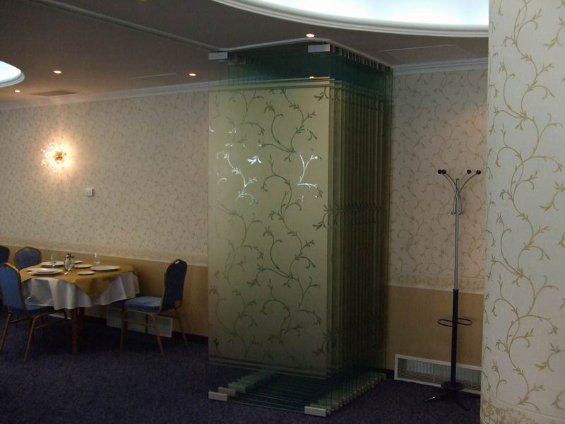 Pereti mobili sticla