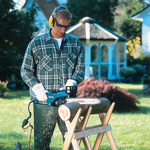 Fierastraie electrice cu lant