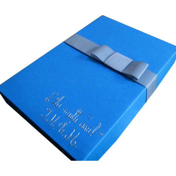 Cutii cadou personalizate