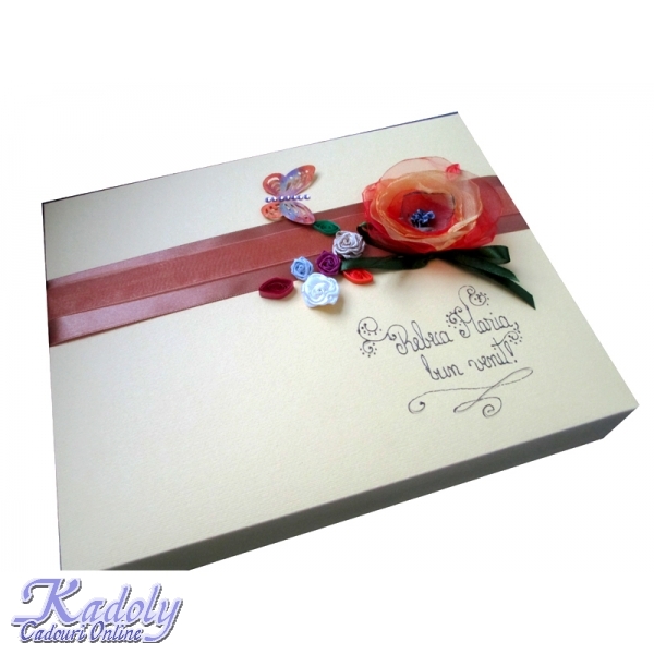 Cutii cadou personalizate