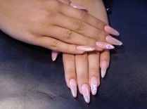 Cursuri unghii false acril