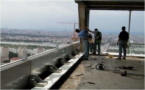 Perete cortina modular