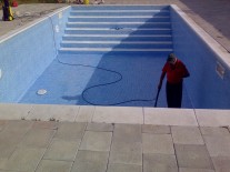 Intretinere piscina
